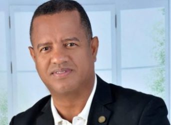 La misma novela, distintas ventanas (OPINION)