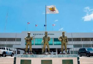 El Presidente de la RD designa nuevos comandantes militares