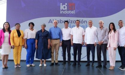 Llevarán educación digital a 100 mil adultos en Rep. Dominicana Llevarán educación digital a 100 mil adultos en Rep. Dominicana