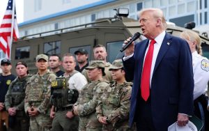 Trump autoriza envío tropas y uso «fuerza total» en Portland