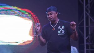 ESPAÑA: Ayuntamiento ficha a cantante dominicano Henry Méndez