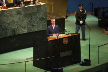 Advierte a ONU que el sargazo amenaza economía del Caribe