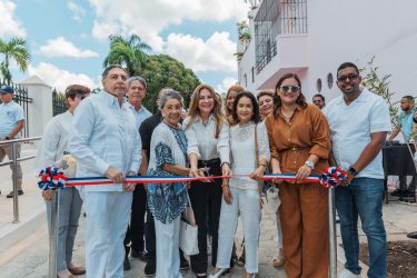 Alcaldía del DN inaugura Plaza de Memoria Santo Domingo