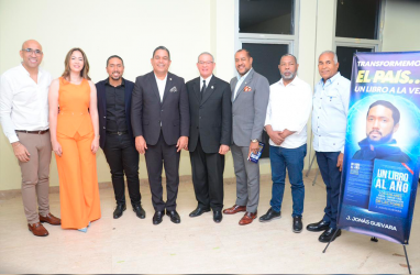 Lanzan “Un Libro al Año” plantea combatir crisis lectura Lanzan “Un Libro al Año” plantea combatir crisis lectura