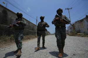 ECUADOR: Siete muertos en un tiroteo en un billar del interior