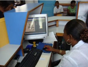 Haití aspira a reducir la brecha digital con programa gratuito