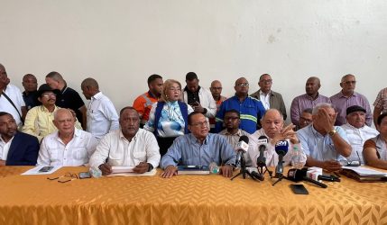 Centrales sindicales anuncian movilización a favor de cesantía Centrales sindicales anuncian movilización a favor de cesantía