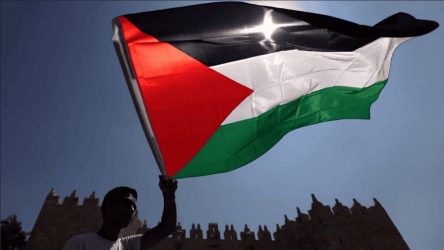 Canadá, Reino Unido, Australia y Portugal reconocen Palestina