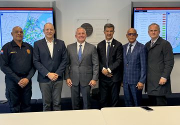 Alcalde de Santiago fortalece cooperación con Bomberos NY Alcalde de Santiago fortalece cooperación con Bomberos NY