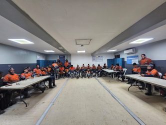 Derrumbe en Bonao aisló a 80 obreros en galerÃa de una mina Derrumbe en Bonao aisló a 80 obreros en galerÃa de una mina