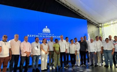 Gobierno RD invertirá $2,000 millones en obras deportivas Gobierno RD invertirá $2,000 millones en obras deportivas