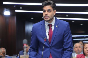 Diputado denuncia “intento de extorsión” digital en su contra Diputado denuncia “intento de extorsión” digital en su contra