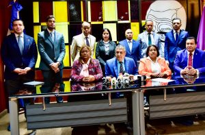 El PLD cree déficit en Senasa es superior a RD$20,000 millones El PLD cree déficit en Senasa es superior a RD$20,000 millones