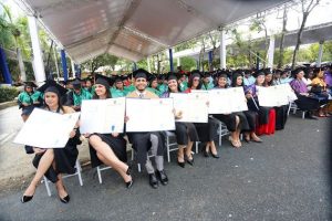 UASD gradúa a 3,710 nuevos profesionales dominicanos