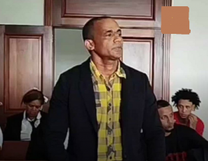 19 años cárcel profesor abusó sexualmente de 13 estudiantes