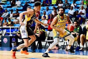 San Carlos y Los Prados ganan en el torneo de basket del DN