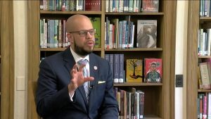 EU: Maestro origen dominicano llama a formar líderes valientes