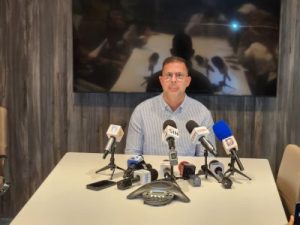 Empresas chinas cerradas presentarán estudio de locales