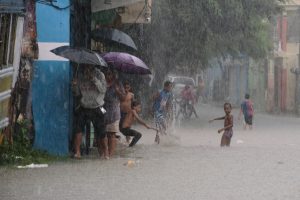 Haití puede sufrir más inundaciones por Melissa