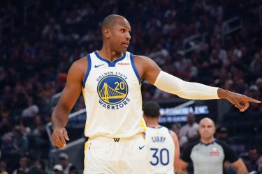 Curry y Horford se unen para conducir victoria Warriors NBA