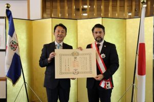 Embajador RD en Brasil recibe condecoración de Japón