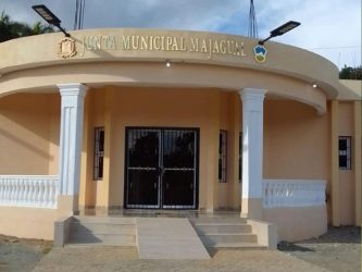 Ayuntamiento de Majagual autoriza comparar precios para materiales ferreteros