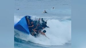 Muere migrante al volcarse yola intentaba entrar a Puerto Rico