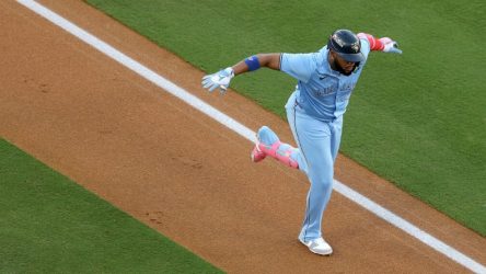 Vladimir Guerrero Jr. empata marca jonrones de Nelson Cruz Vladimir Guerrero Jr. empata marca jonrones de Nelson Cruz