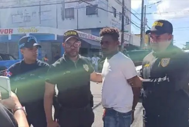 Capturan al presunto asesino madre e hija en Brisa del Este