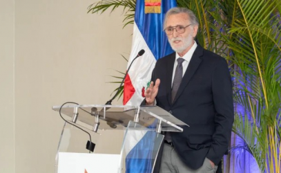 El 56.5 % de dominicanos que viven en EE.UU. tiene posgrado