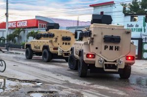 Policía haitiana recibió equipamiento desde Canadá Policía haitiana recibió equipamiento desde Canadá