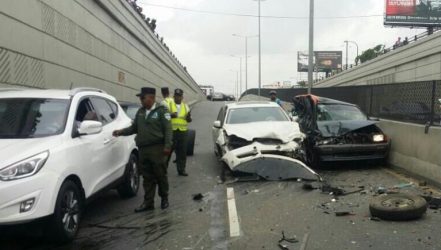 Cuatro lesionados en accidente múltiple en capital dominicana