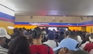 El apagón obligó a evacuar las líneas del Metro y el Teleférico