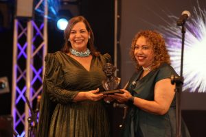 PUERTO RICO: Senado reconoce a diseñadora dominicana