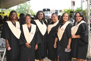 UFHEC gradúa profesionales para los sectores productivos