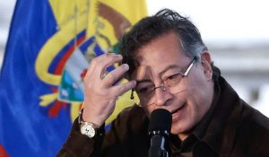 COLOMBIA: Petro ve ataques el Caribe «delito lesa humanidad»