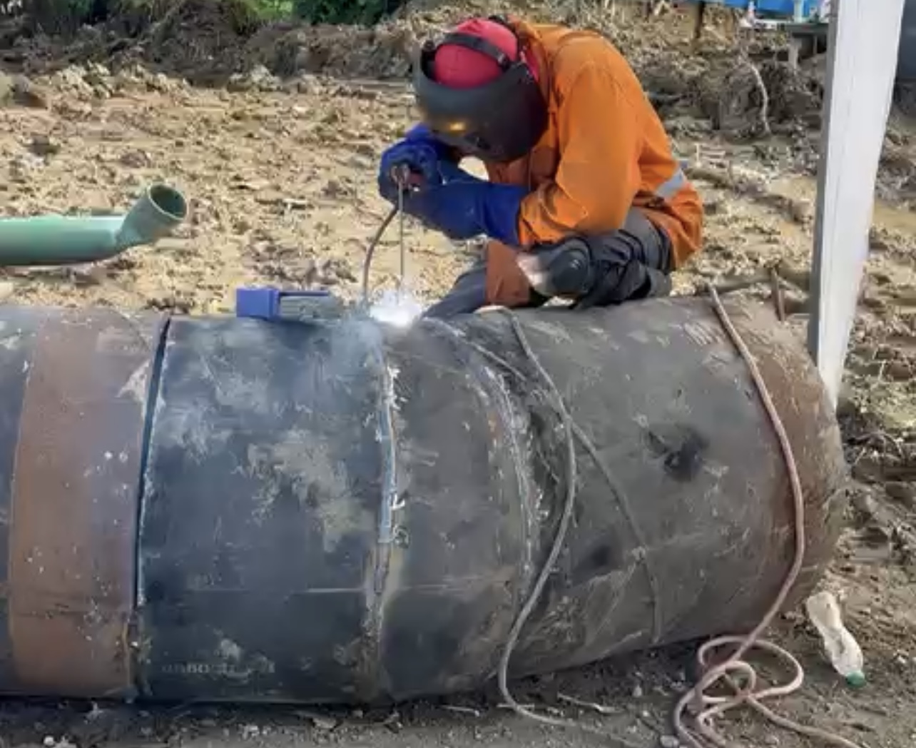Numerosas personas sin agua potable en ciudad San Cristóbal imagen