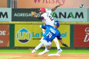 Escogido, Aguilas y Estrellas ganan en el beisbol de la RD Escogido, Aguilas y Estrellas ganan en el beisbol de la RD