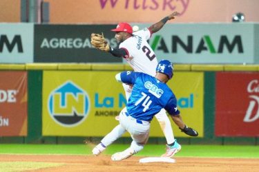Escogido, Aguilas y Estrellas ganan en el beisbol de la RD Escogido, Aguilas y Estrellas ganan en el beisbol de la RD