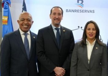 Banreservas supera RD$3,143 MM en préstamos en el exterior Banreservas supera RD$3,143 MM en préstamos en el exterior