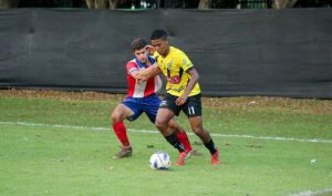 Los Delfines derrotan a Moca en la Liga Dominicana de Fútbol