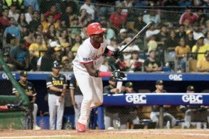 Lake conecta hit 500; Aguilas, Estrellas y Gigantes triunfan