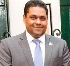 Presidente transitorio de Haití viaja a Qatar imagen