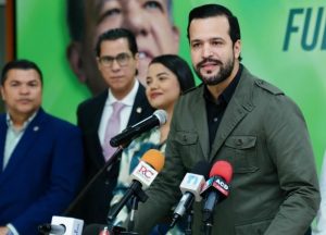 Dice FP entra en etapa activa de   preparación para gobernar RD