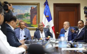 Ministro resalta necesidad de actualizar Ley Eléctrica de la RD