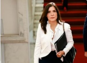 Embajadora de EEUU aclara sobre «renovación de visas» Embajadora de EEUU aclara sobre «renovación de visas»
