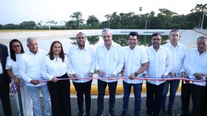 Presidente Abinader inaugura planta de tratamiento de aguas