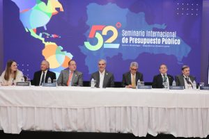 Abinader destaca importancia de transparencia gasto público