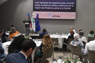 Presidente de JCE cita desafíos del sistema electoral regional Presidente de JCE cita desafíos del sistema electoral regional