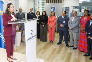 Banco de Reservas fortalece sus distintas oficinas en el exterior Banco de Reservas fortalece sus distintas oficinas en el exterior